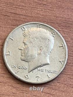 1971 Kennedy Half Dollar No Mint Mark (#06)