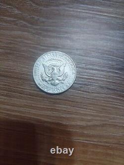 1972 Kennedy half dollar no mint mark / estate find