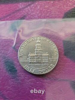Bicentennial No Mint Mark 1776 1976 Kennedy Half Dollar 50 Cent Coin SHIPS FAST